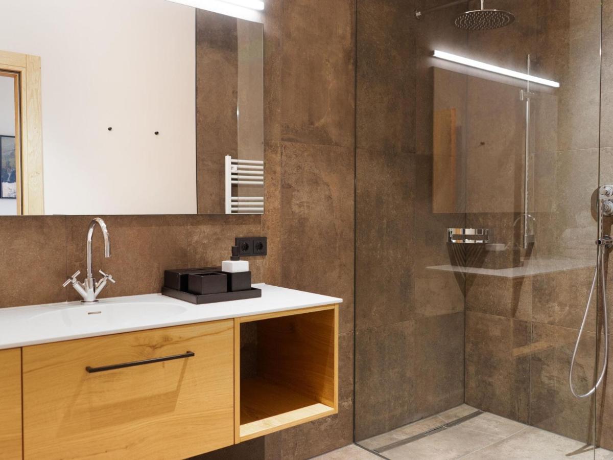 Apartment In Schroecken Near Ski Area エクステリア 写真